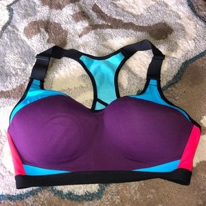 Victoria Sport Bra